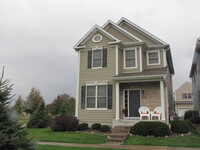 Building Photo - Fabulous 3Bd/2.5Ba House/Detached townhome- over 2000 finished sqft plus unfinished basement! Woo...