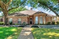 Building Photo - 4445 Jenning Dr