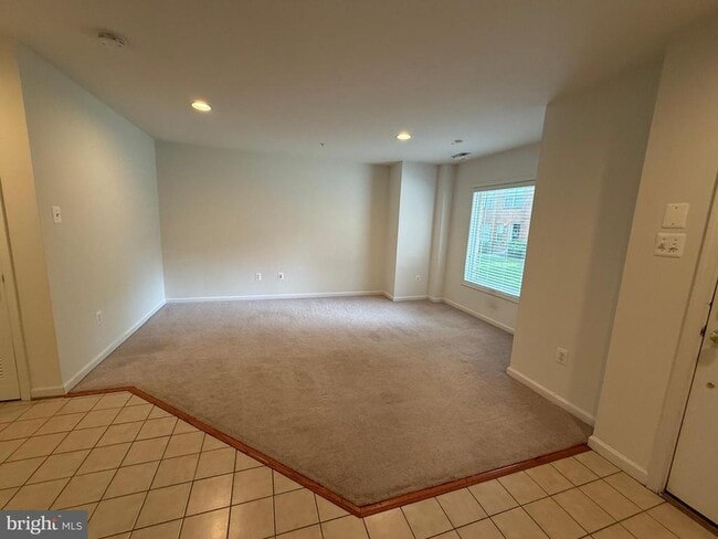 Building Photo - 10292 Chestnut Park Ln