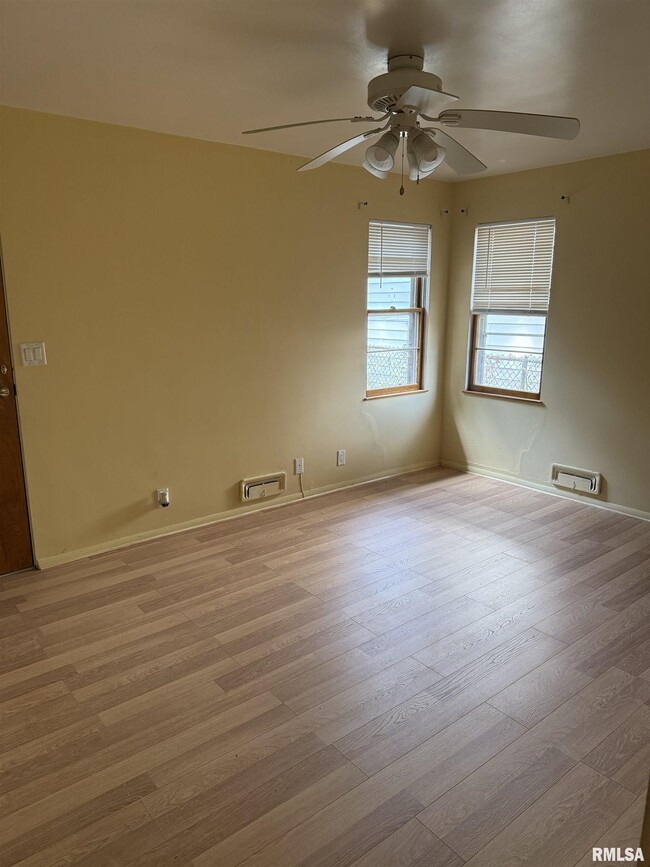 Building Photo - 2944 S 5th St