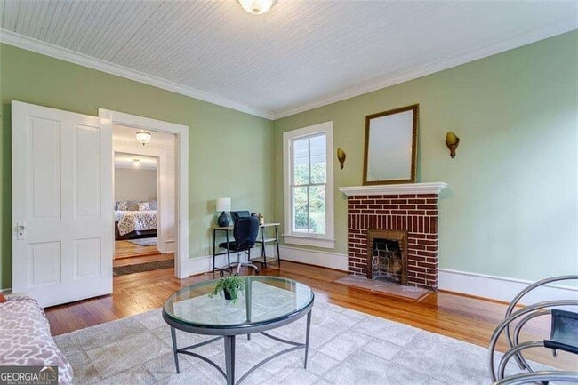 Building Photo - 1987 Knight Ct SE