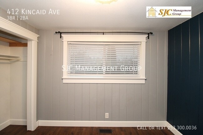 Building Photo - 412 Kincaid Ave
