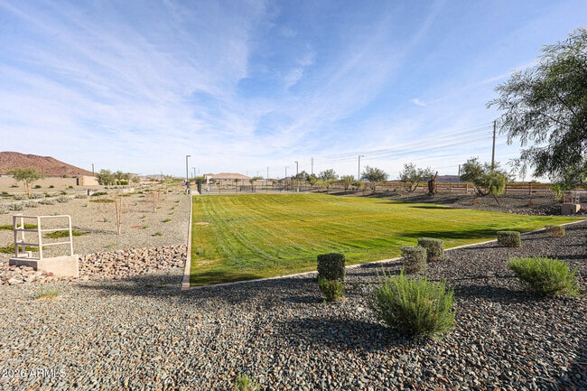 Building Photo - 14766 West Honeysuckle Dr