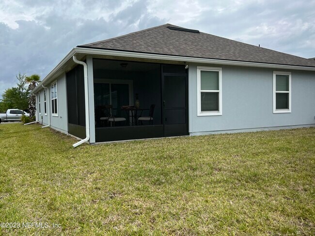 Building Photo - 574 Northside Dr S