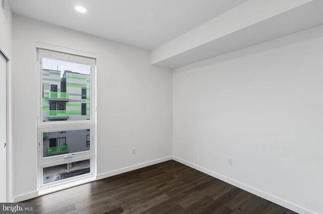 Building Photo - 1501 N 31st St