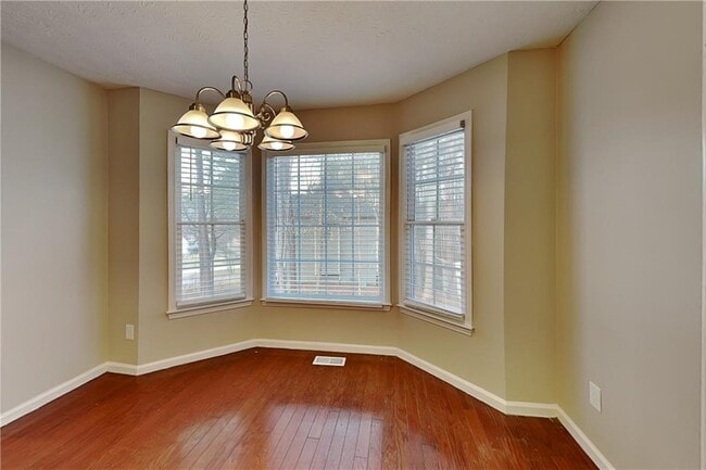 Building Photo - 284 Kent Ln