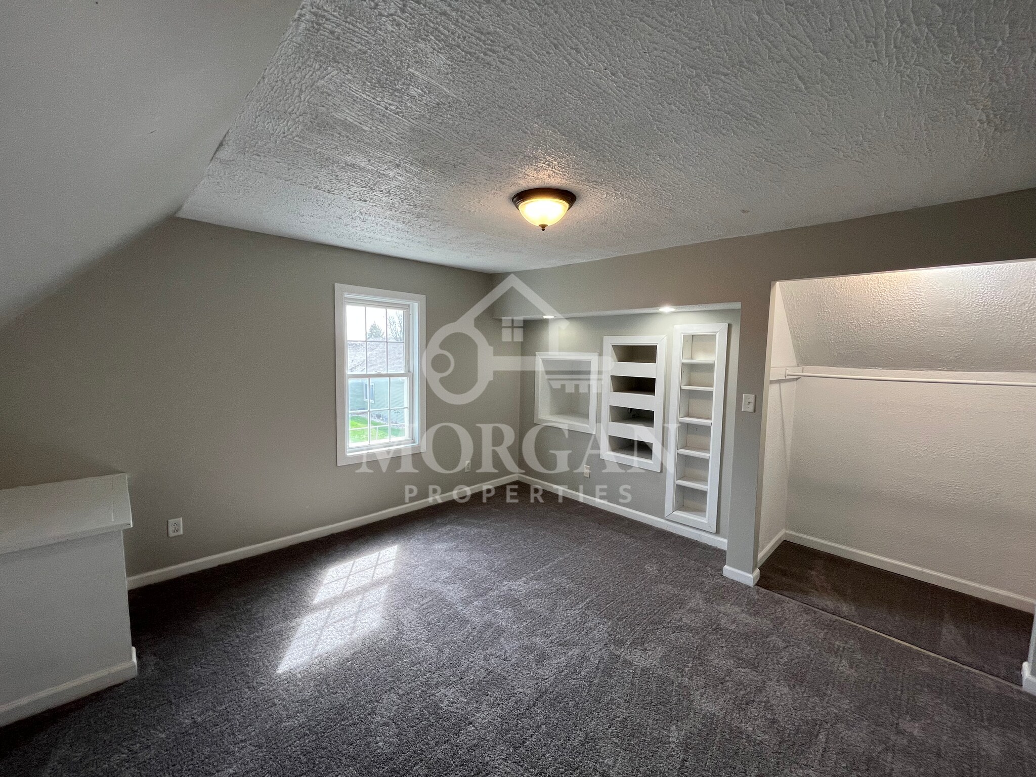 Building Photo - 2316 N B St