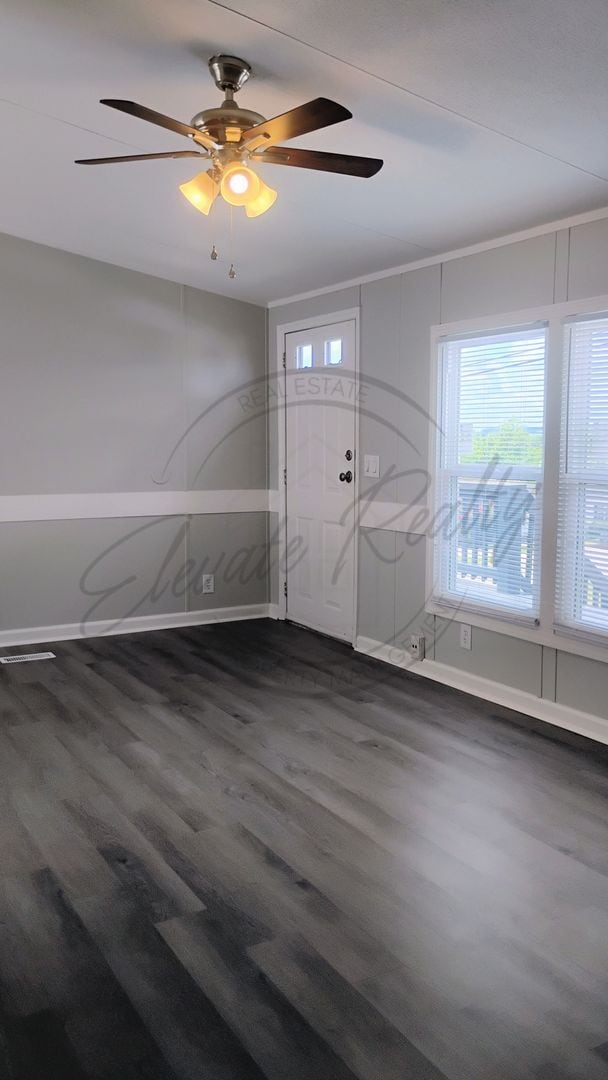 Building Photo - ON SPECIAL! THIS PROPERTY HAS A 1/2 OFF TH...