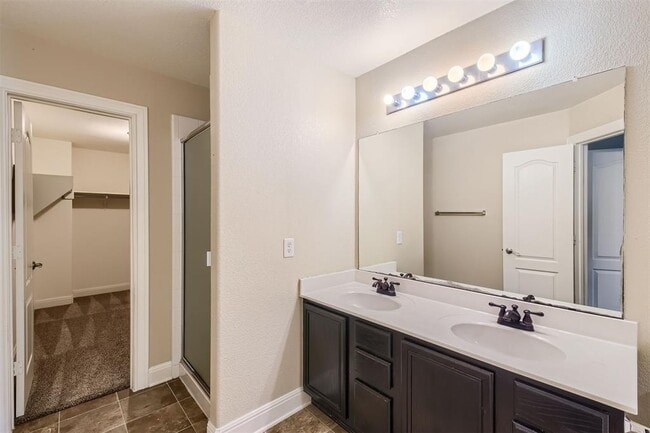 Building Photo - 7008 Derby Downs Dr