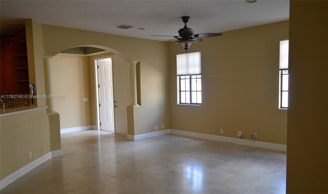 Building Photo - 2812 Center Ct Dr