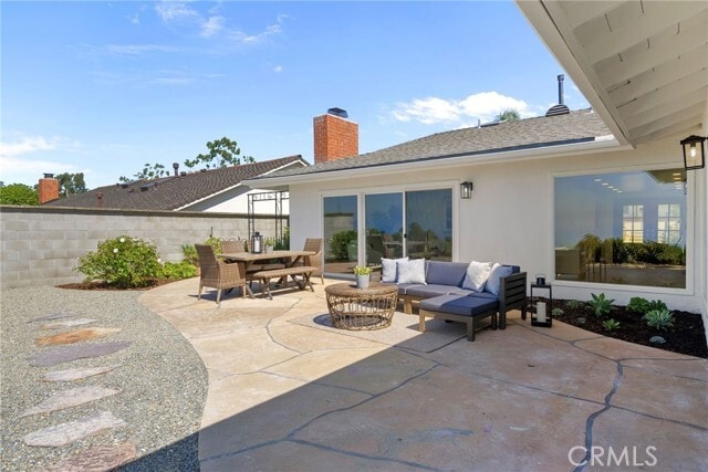 Building Photo - 2967 Alta Laguna Blvd
