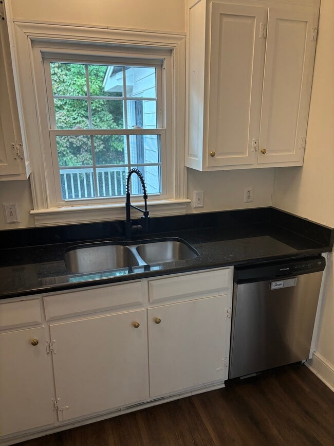 Building Photo - 3748 Lassiter Mill Rd