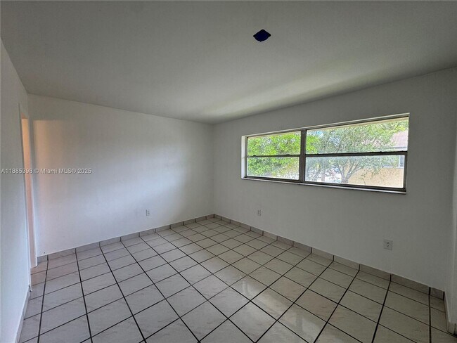 Building Photo - 15699 SW 73rd Cir Terrace