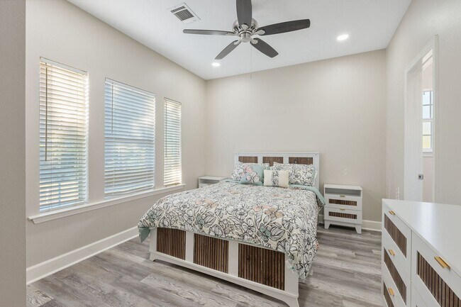 Building Photo - 101 Winter Park