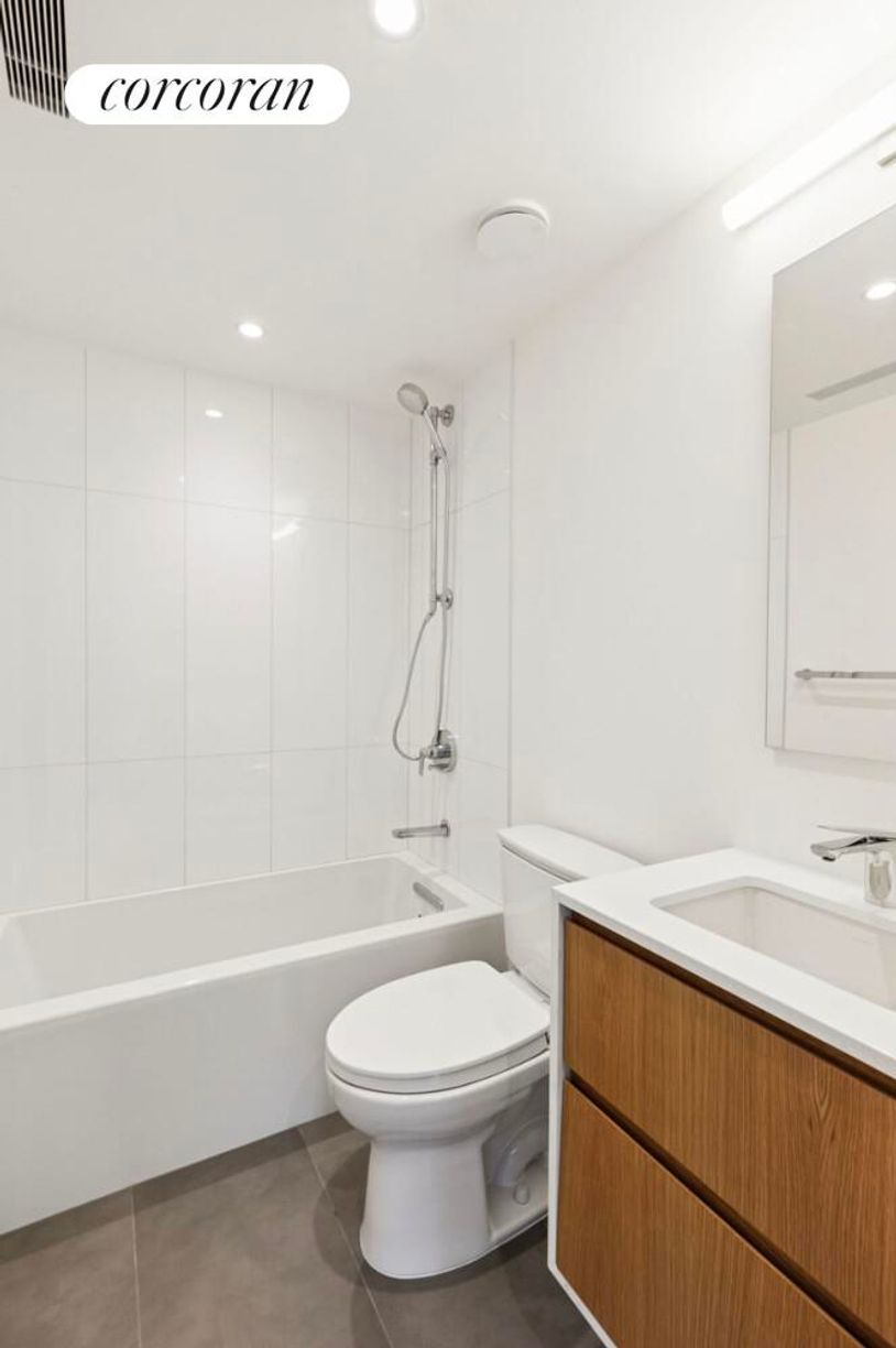 Building Photo - 76 Pierrepont St
