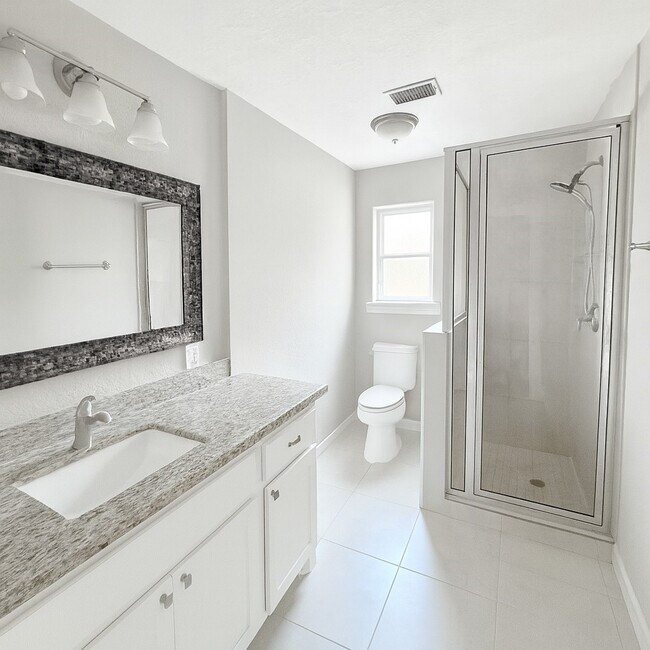 Building Photo - 5807 Silver Frst Dr