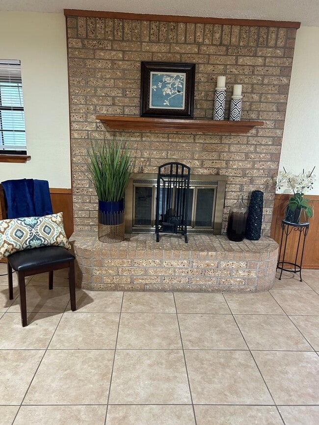 Building Photo - 7730 Sandpiper Way