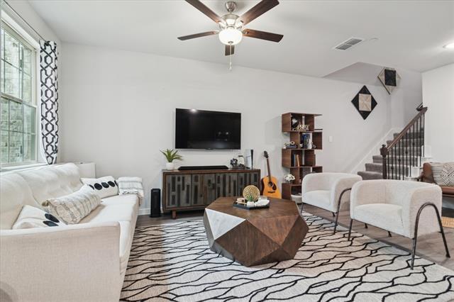 Building Photo - 3047 Tenor Wy