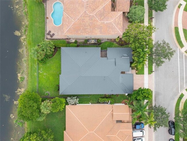 Building Photo - 10980 NW 78th Pl