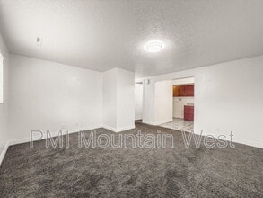 Building Photo - 2007 Nevada Cir