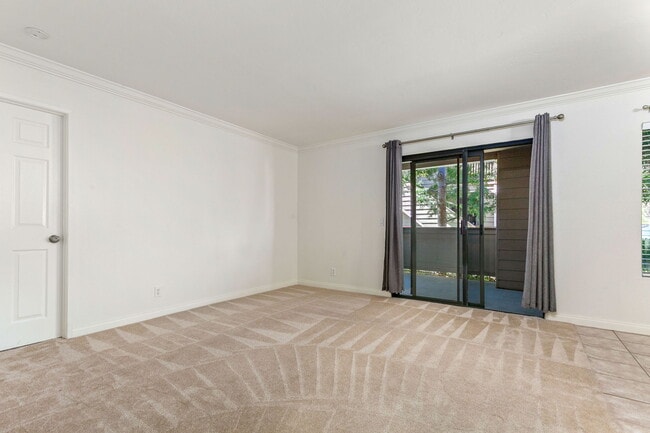 Building Photo - 1083 Shadowridge Dr