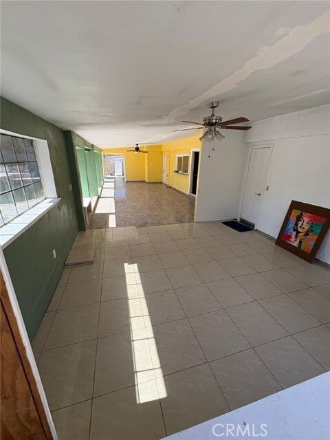 Building Photo - 661 S Yucca Ave