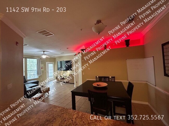 Building Photo - 1142 SW 9th Rd