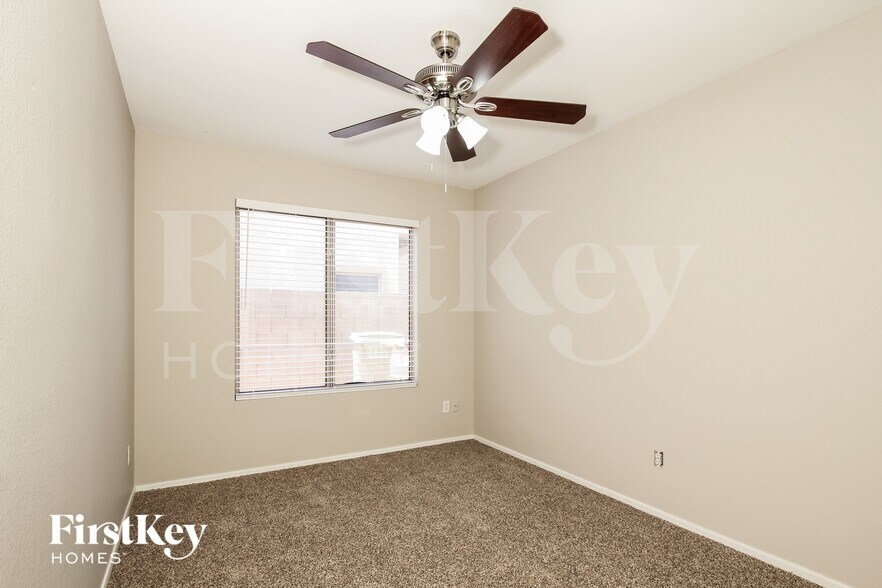 Building Photo - 7225 W Blackhawk Dr