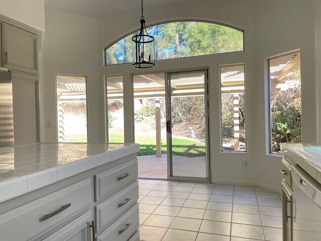 Building Photo - 1780 Blackbird Cir