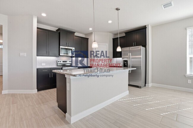 Building Photo - Inviting 4-Bedroom Home with Open Layout in Bella Vista