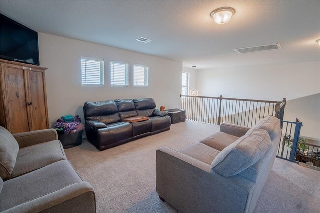 Building Photo - 121 Cloyce Ct