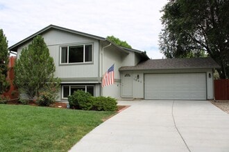 Building Photo - Lovely Loveland Home with Finished Basemen...