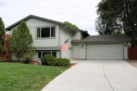 Building Photo - Lovely Loveland Home with Finished Basemen...