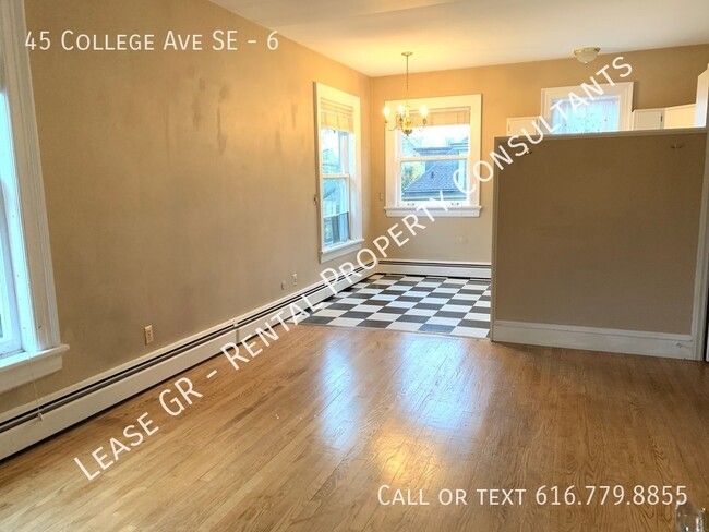 Building Photo - Heritage Hill! Cute One Bedroom Apartment ...