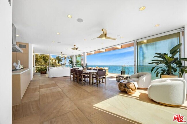 Building Photo - 25102 Malibu Rd