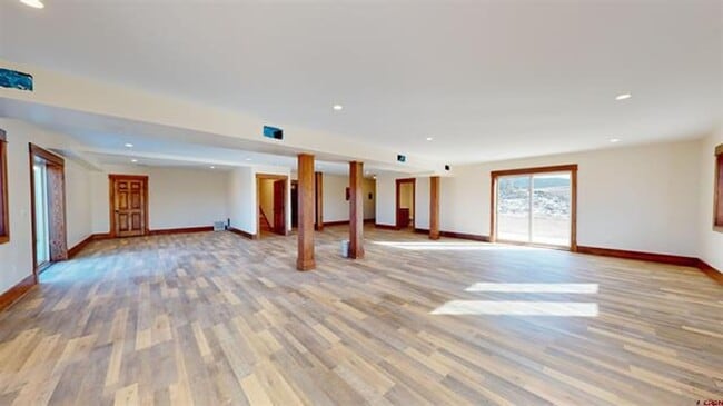 Building Photo - Off The Grid Rental