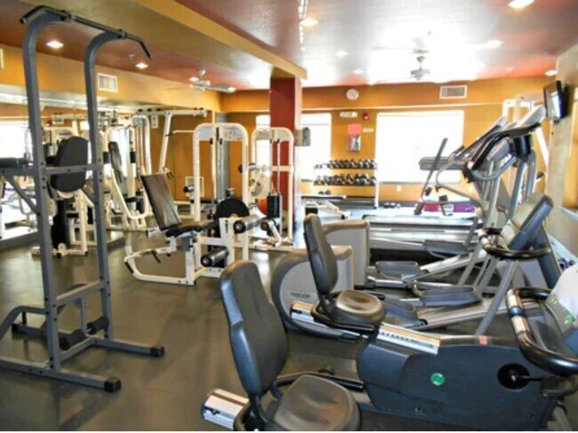 Building Photo - Urban living at its best – 2Bedroooms / 2Baths condo at Grande Downtown Orlando!