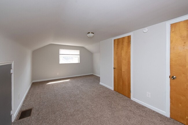 Building Photo - WESTWOOD-4 BEDROOM 2 BATH WITH OPEN FLOOR ...