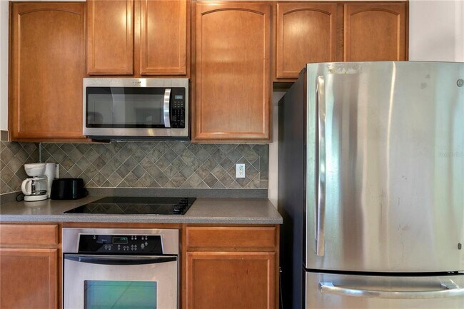 Building Photo - 20317 Chestnut Grove Dr