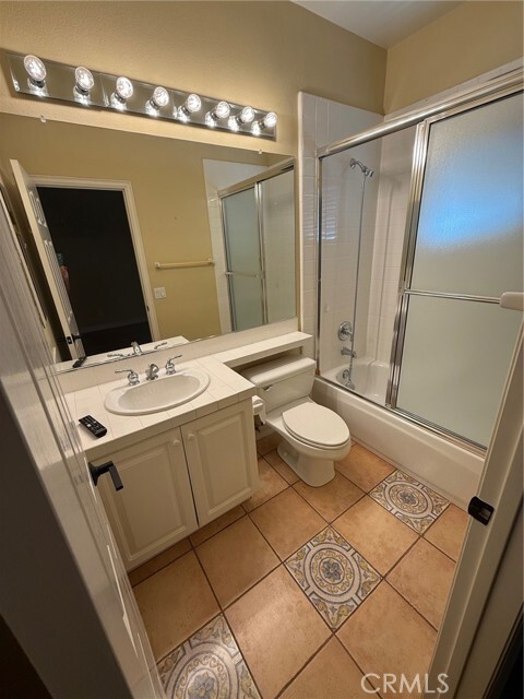 Building Photo - 2540 N San Miguel Dr