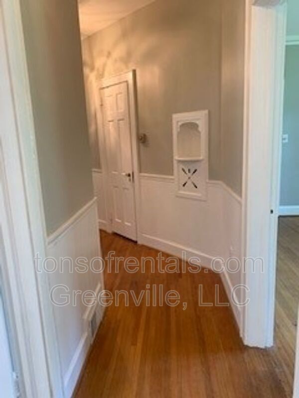 Building Photo - 8861 Warren H Abernathy Hwy