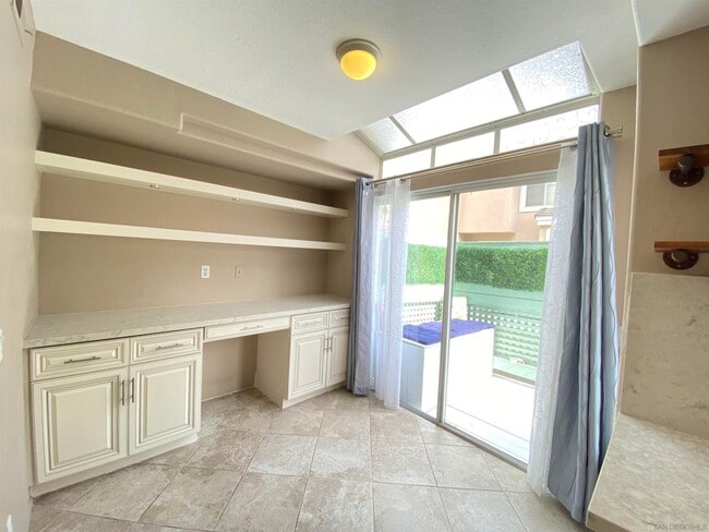 Building Photo - 12974 Carmel Creek Rd