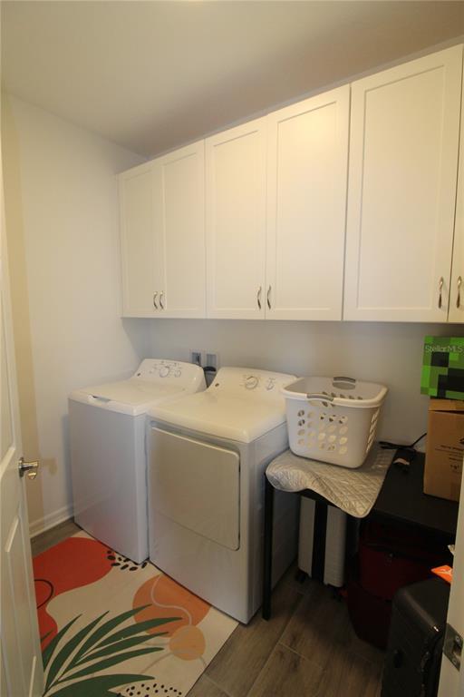Building Photo - 4071 Via Sienna Cir