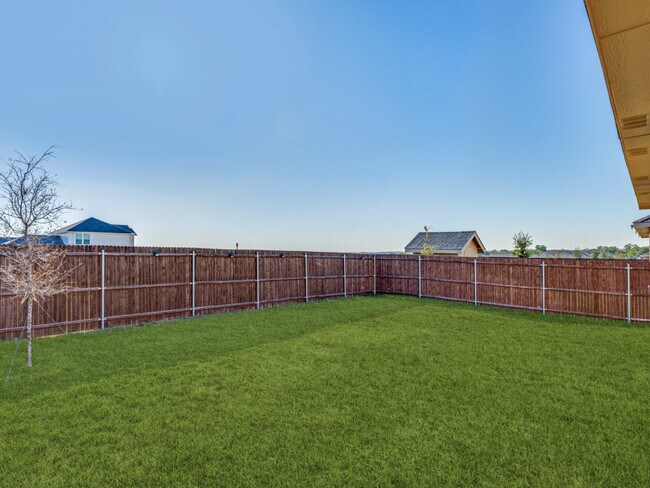 Building Photo - 181 Driftoak Dr