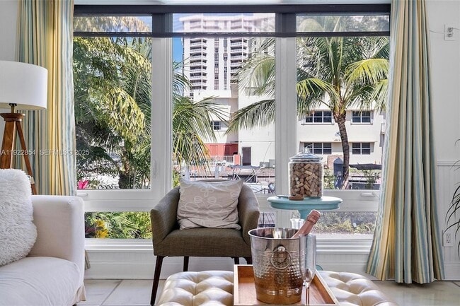 Building Photo - 1361 NE 104th St