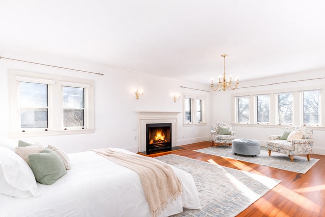 Building Photo - 671 Prospect St