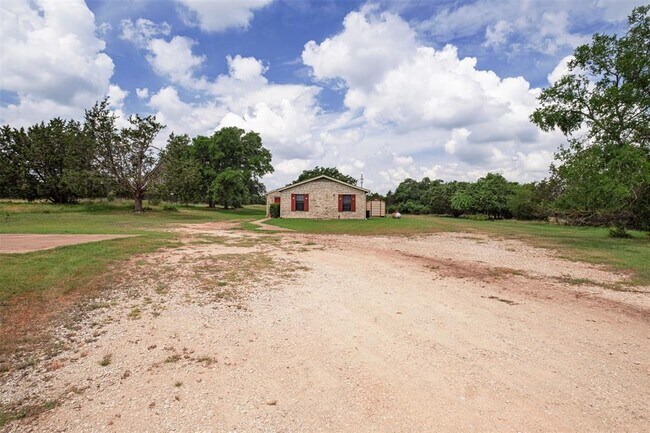 Building Photo - 6618 Cherrywood Ln