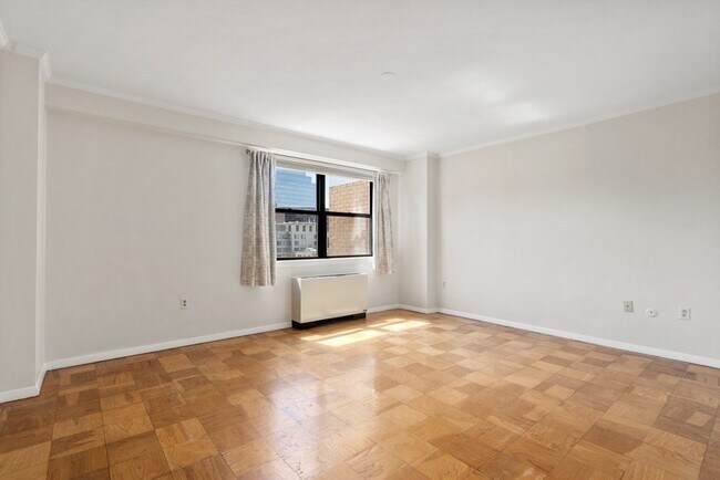 Building Photo - 6 Whittier Pl