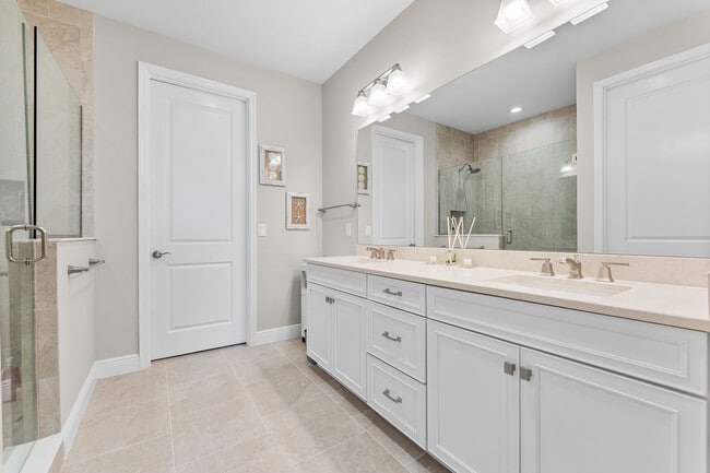 Building Photo - 2609 Seychelles Cir