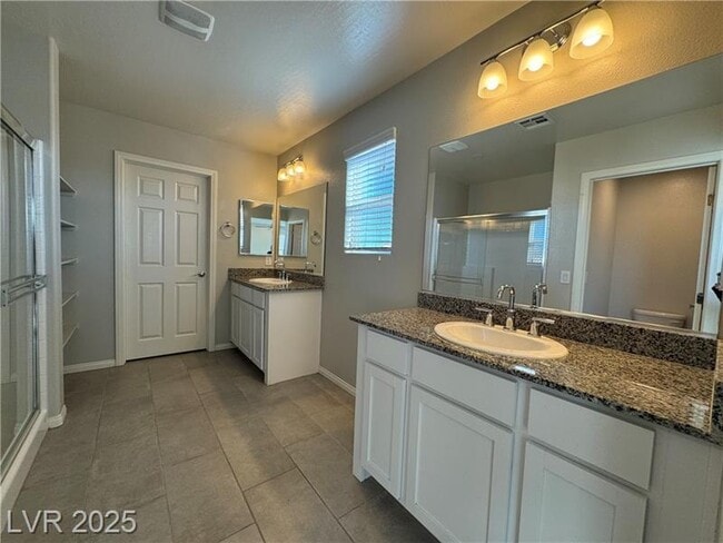 Building Photo - 2690 Topaz Blue St